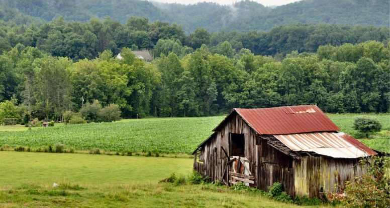 Barn in the Wears Valley TN area