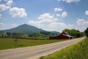 wears valley road smoky mountains